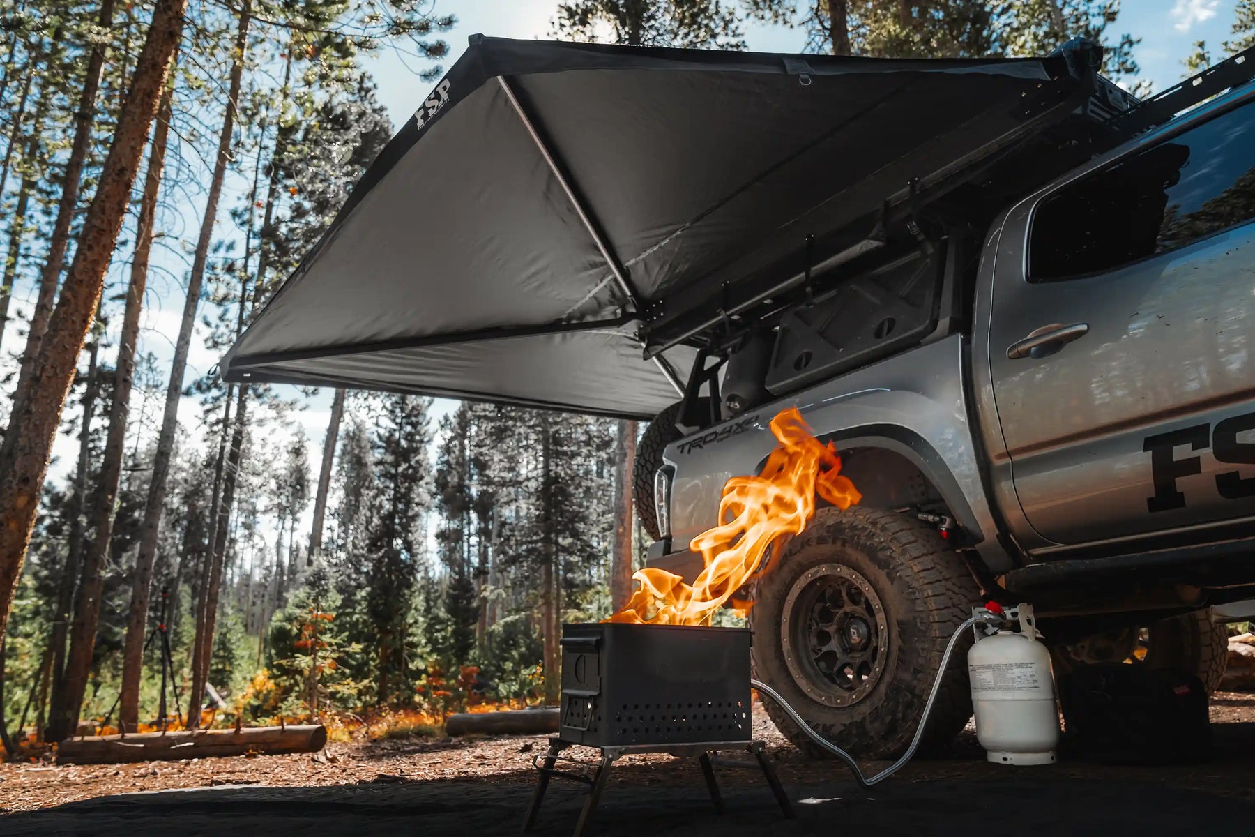 Upgrade Your Tacoma Campsite with the Freespirit Recreation 270 Awning V2