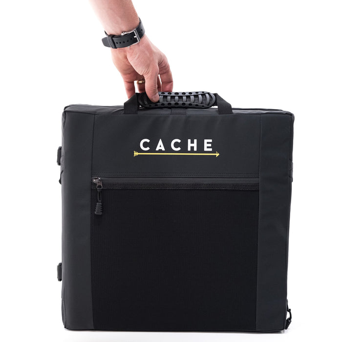 CACHE The Lounger Chair