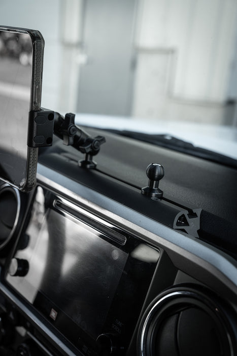 Tacoma Lifestyle Dash Mount For Tacoma (2016-2023)