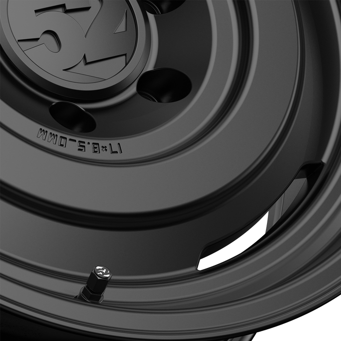 Fifteen52 Analog HD Asphalt Black