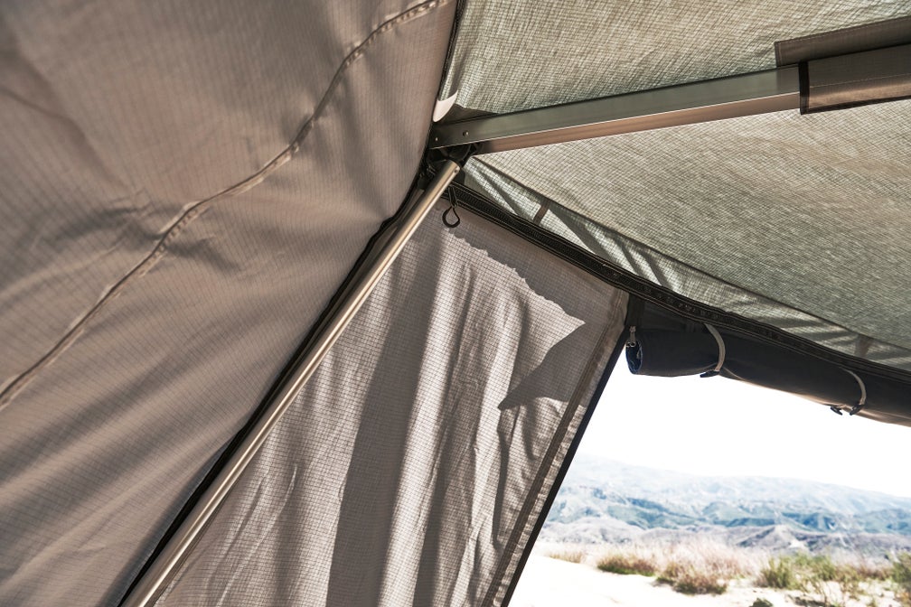 Body Armor Sky Ridge 270 Awning