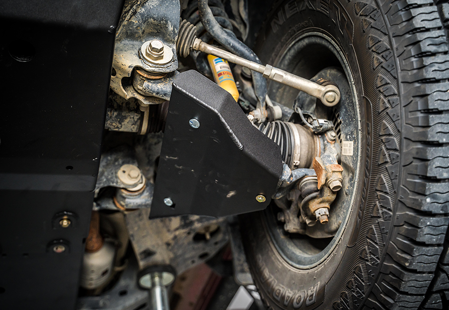 Cali Raised Lower Control Arm Skid Plate For Tacoma (2005-2023)
