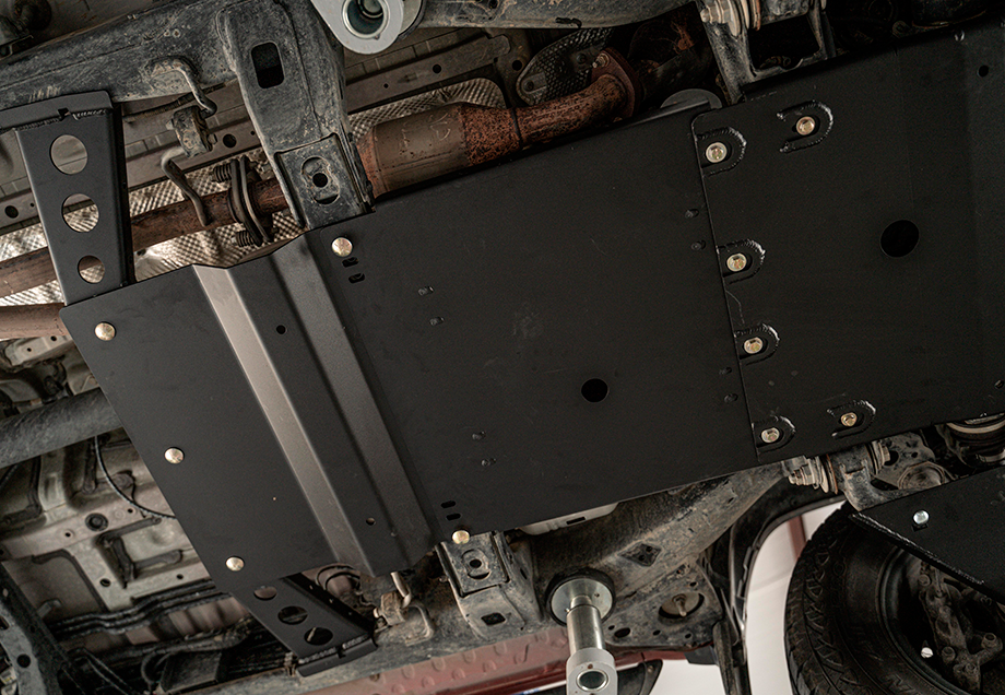 Cali Raised Transfer Case Skid Plate For Tacoma (2005-2015)