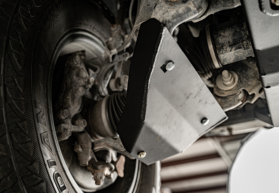 Cali Raised Lower Control Arm Skid Plate For Tacoma (2005-2023)