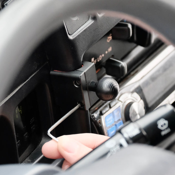 Offroam MagSafe Compatible Phone Mount for Tacoma (1996-2004)