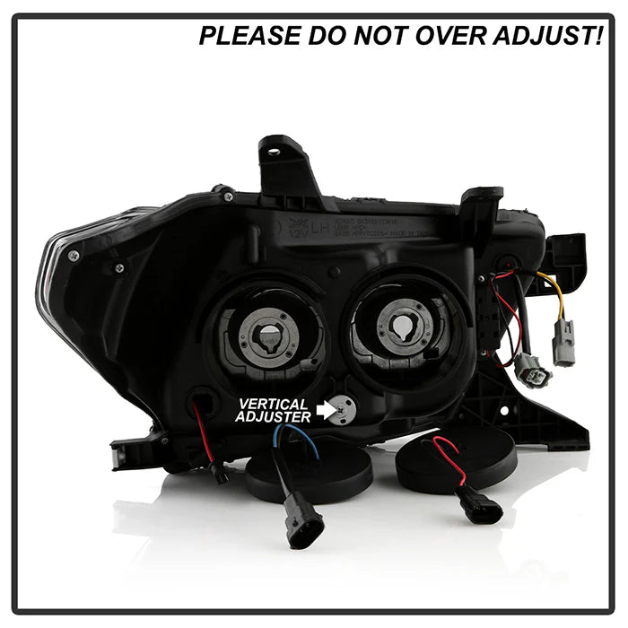Spyder Black Projector Headlights W/LED Turn Signal for Tacoma halogen W/LED DRL(2016–2022)