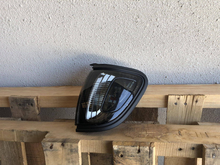 SRQ Fab Black Corner Lights For Tacoma (2001-2004)